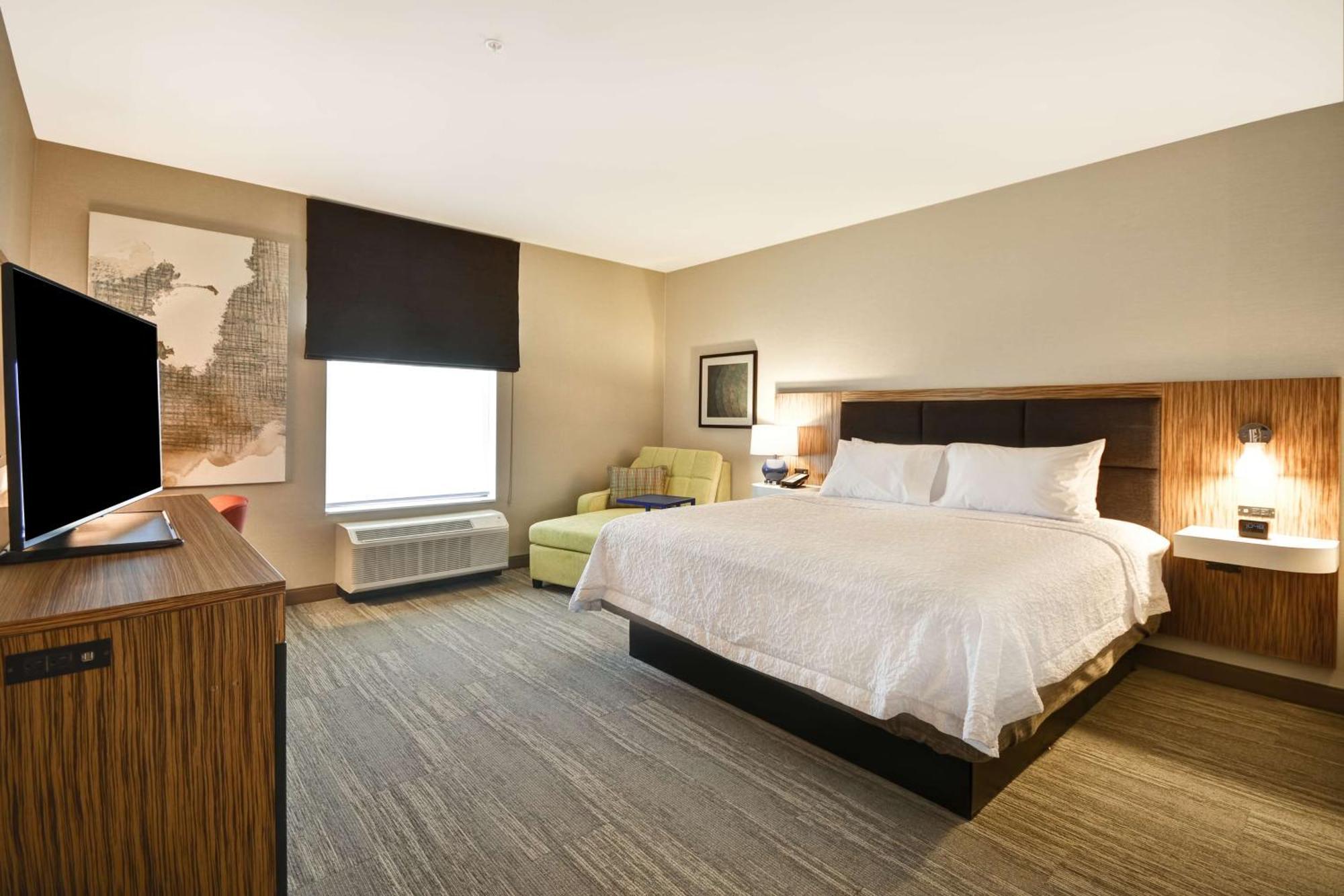 Hampton Inn & Suites Detroit/וורן מראה חיצוני תמונה