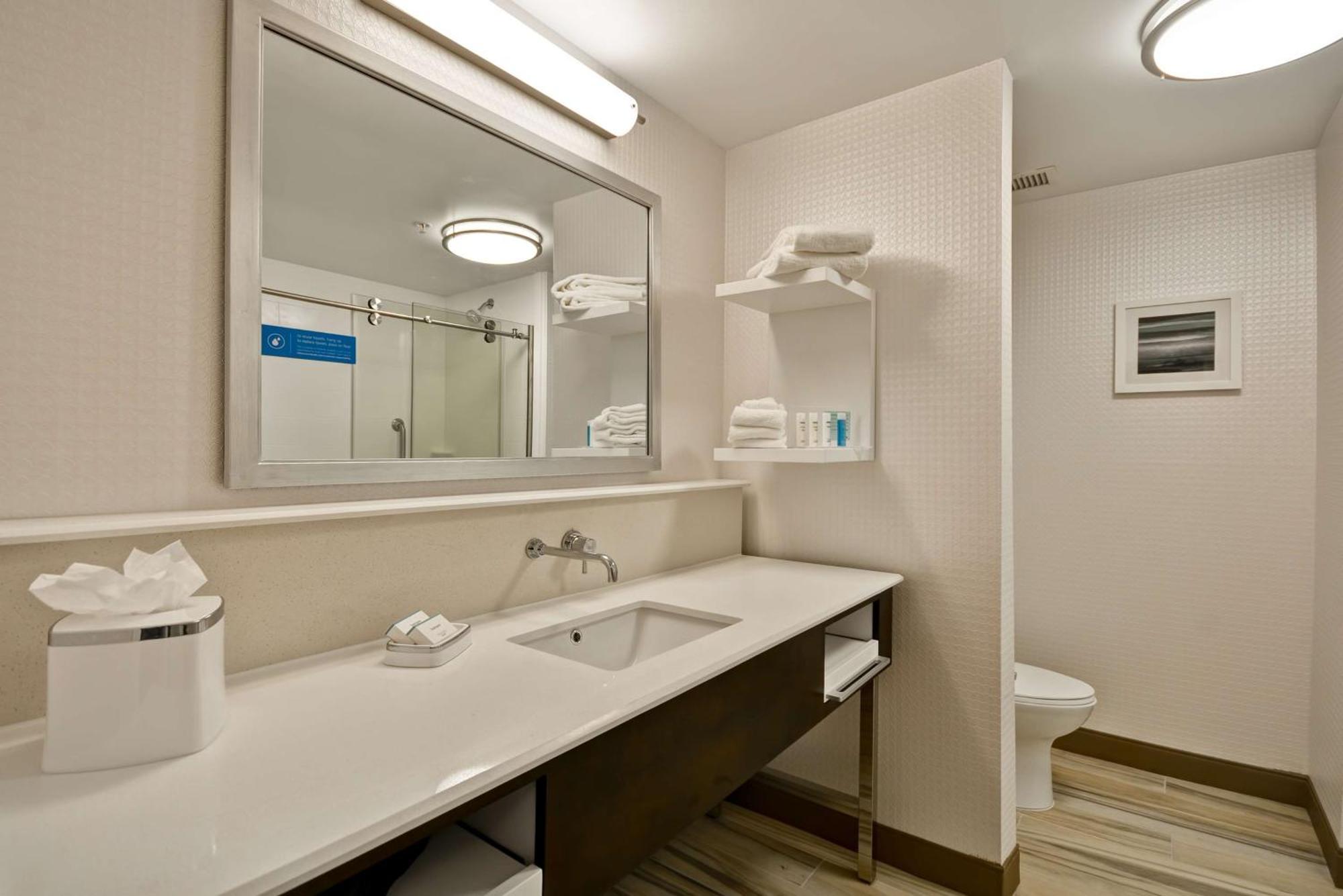 Hampton Inn & Suites Detroit/וורן מראה חיצוני תמונה